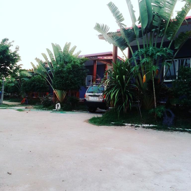 Orn Homestay Kamphaeng Phet Exterior foto