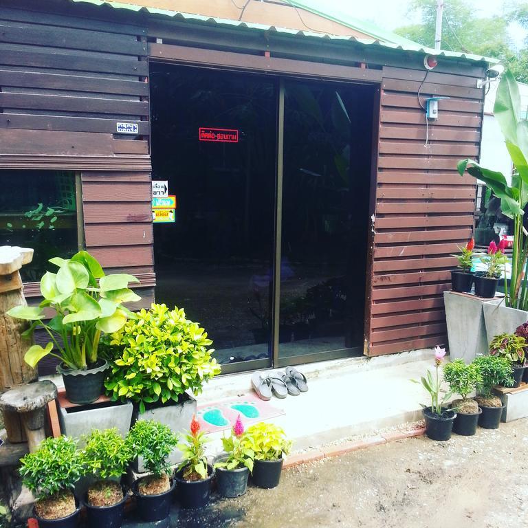 Orn Homestay Kamphaeng Phet Exterior foto